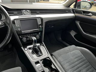 Volkswagen Passat 2015 - Variant 1.4 TSI GTE Highline bj.2015 Camera|Navi|Trekh|Pano|Nap. bild 18