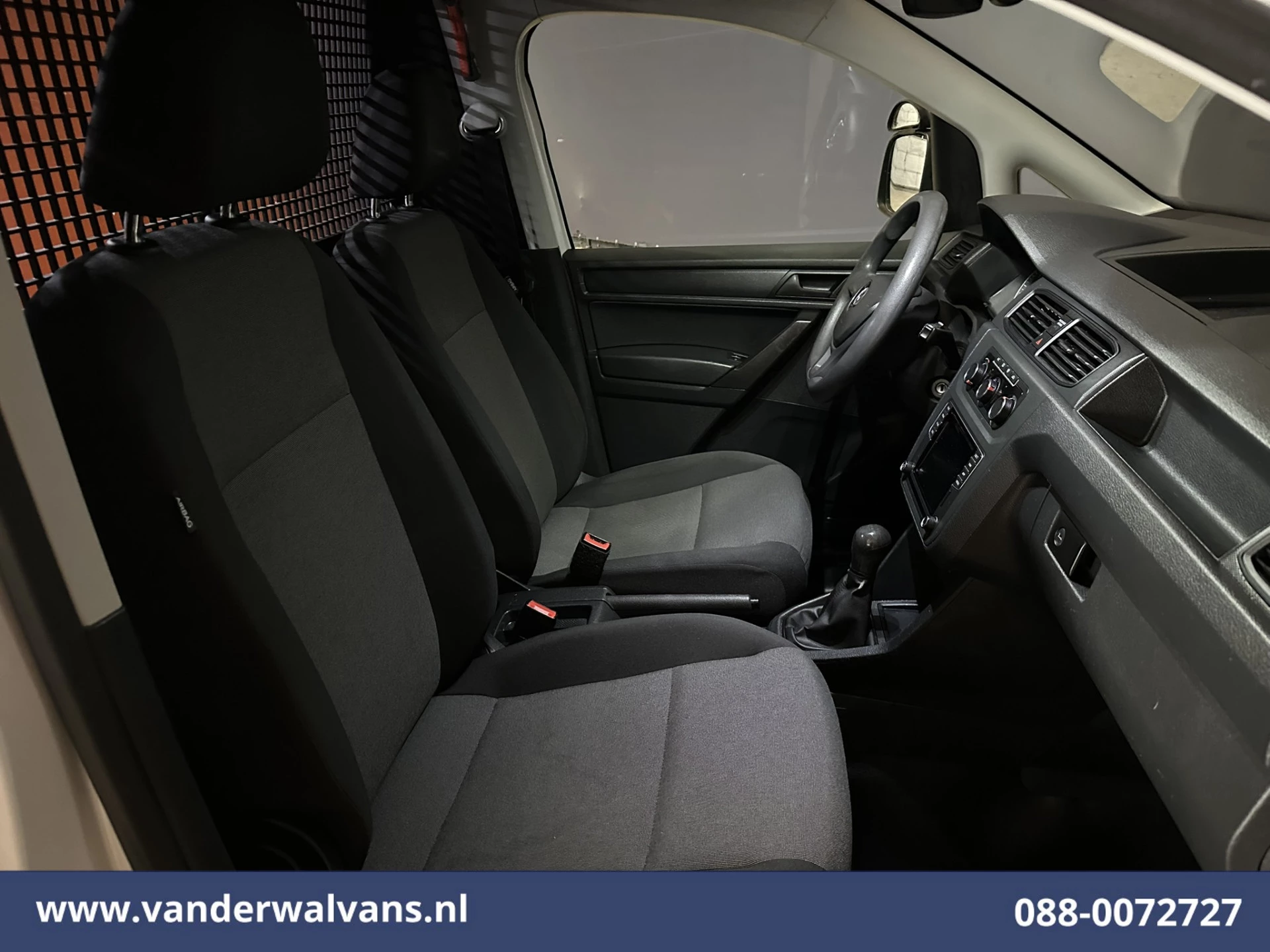 Volkswagen Caddy 2019 - 2.0 TDI 102pk L1H1 Euro6 Airco | Navigatie | Imperiaal | LED | Apple Carplay | 1500kg Trekhaak obrázek 8