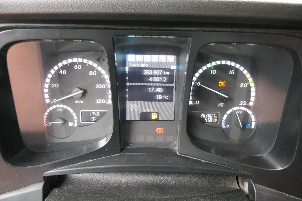 Mercedes-Benz Arocs 4151 2019 - | 8X6 | Voith Retarder | 263807Km | 2019 | Full Spring Suspension | Manual Gearbox | Euro6 | French Truck obrázek 38
