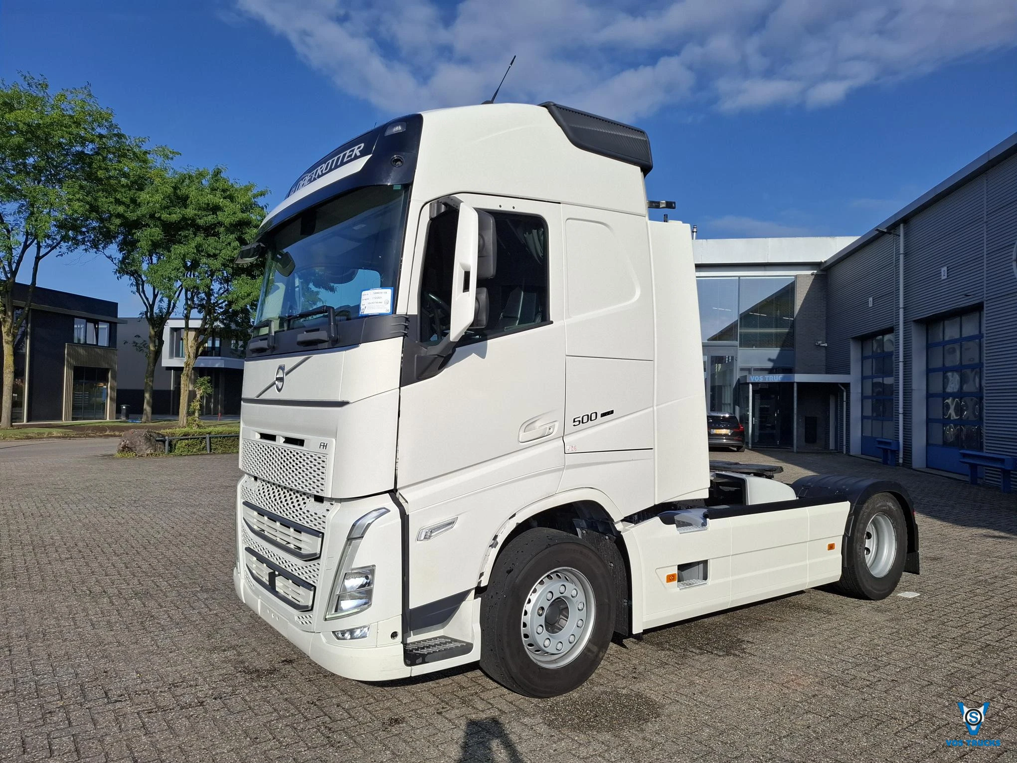Volvo FH 2021 - FH5-500 / VEB+ / 656346 KM / I-PARKCOOL / NB CHASSIS / DOUBLE TANK / FULL-SPOILER / 2XBED / FRIDGE / LWDS / AUTOMATIC / EURO-6 / 2021 afbeelding 1