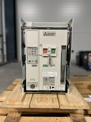Mitsubishi 2023 - Circuit breaker 1000A - AE1000-SW 3P - DPX-12648 te koop