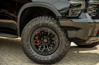 Chevrolet Silverado 2024 - ZR2 Millbrooks Special image 3