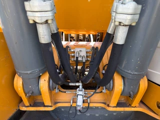 Liebherr N/A 2014 - R922 SLC image 12
