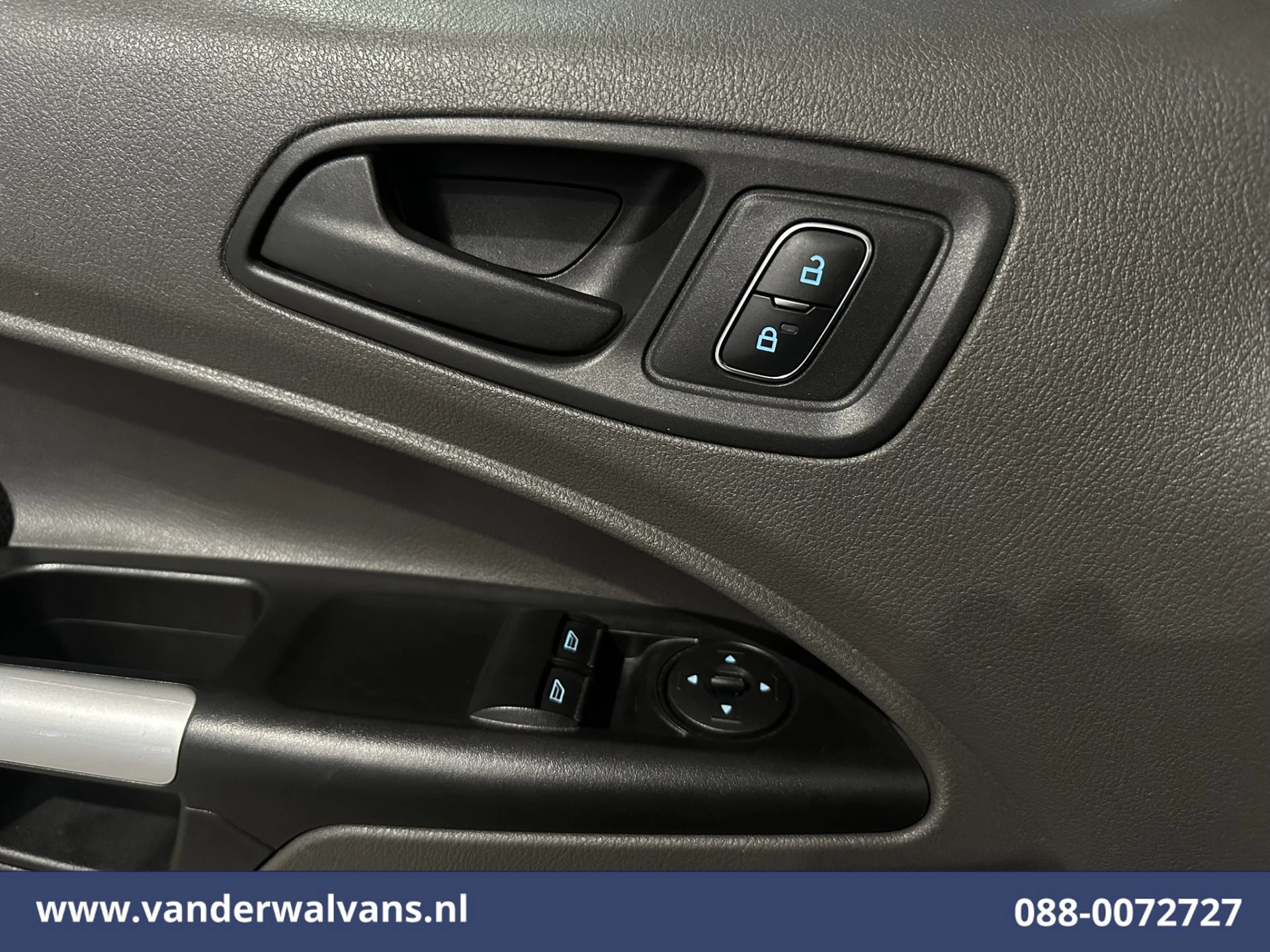 Ford Transit Connect 2021 - 1.5 EcoBlue 100pk L1H1 Euro6 Airco | Camera | Android Auto | Stoelverwarming | Verwarmde voorruit zdjęcie 15
