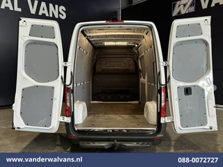 Mercedes-Benz Sprinter 2023 - 211 CDI L2H2 Euro6 Airco | Camera | Trekhaak image 9