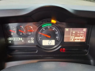 Renault D16 2017 - / ONLY:497760 KM / THERMOKING / PLATFORM 2TON / LWDS / BED / DATALOG / FULL-AIR / AUTOMATIC / EURO-6 / 2017 image 27