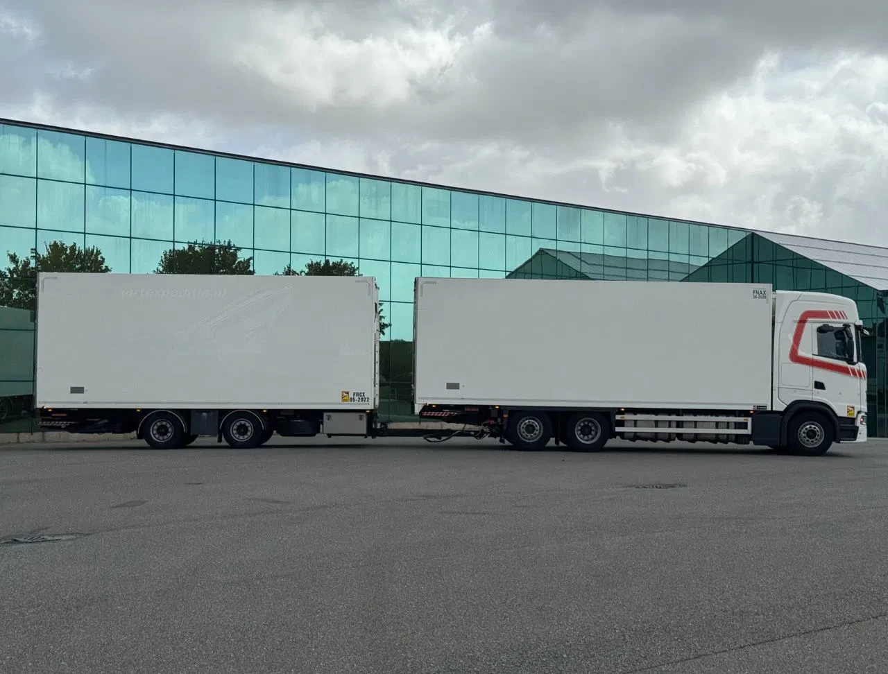 Scania S 2022 - S500 6X2 RETARDER 50 CC COMBI 2x TAILLIFT TOP CONDITION HOLLAND TRUCK image 4