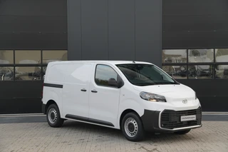 Toyota ProAce 2026 - Electric Worker Comfort Standard Range Long L2 50 kWh 136pk - Camera - Stuurverwarming - Houten vloer - PDC - 100Kw DC laden - Rijklaar afbeelding 3 miniatuur