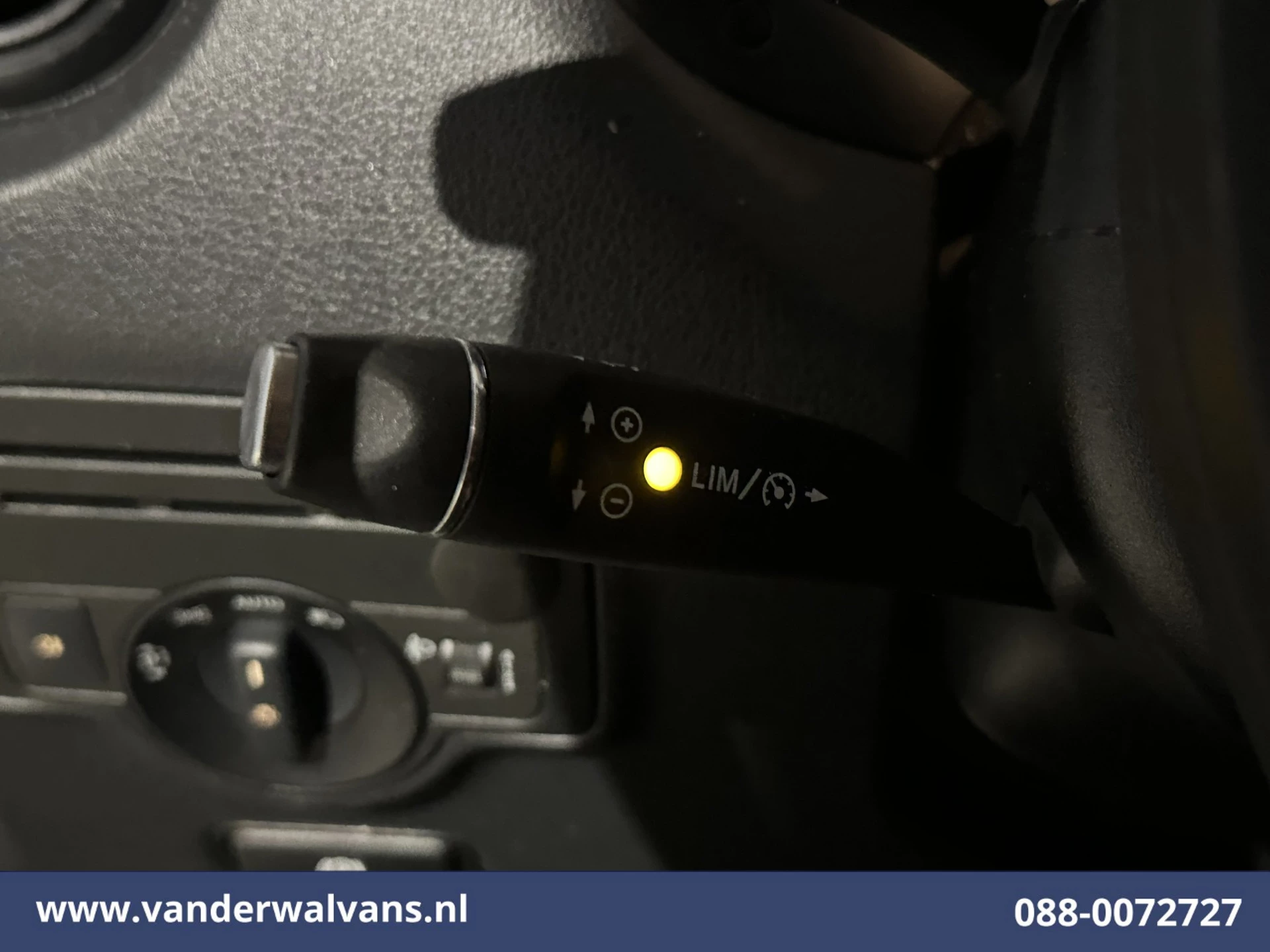Mercedes-Benz Vito 2018 - 111 CDI L2H1 Euro6 Airco | Camera | Cruisecontrol image 2