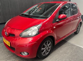 Toyota Aygo 2012 - 1.0-12V Dynamic Navigator - 1e Eigenaar - NAP - NAV - Airco. bild 5