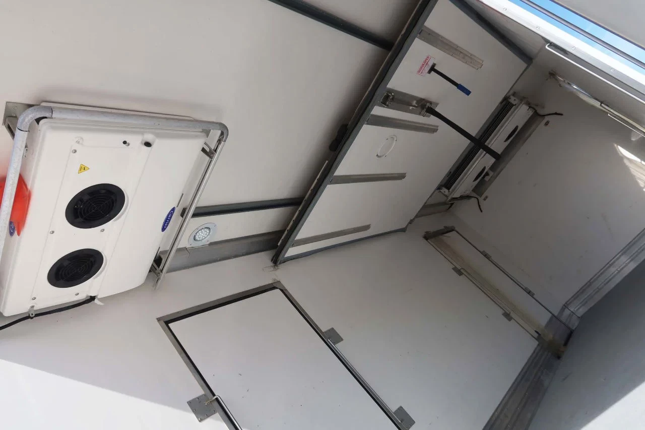 Iveco Eurocargo 2019 - 120 El 210L Carrier Supra 850 MT Koel/Vries+Klep Bitemp met verplaatsbare wand imagen 14