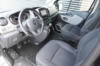 Renault Trafic 2018 - 146pk L2H1 Dubbele cabine 5-zit 2x Schuifdeur Camera Parkeersensoren Navigatie Trekhaa afbeelding 3 miniatuur