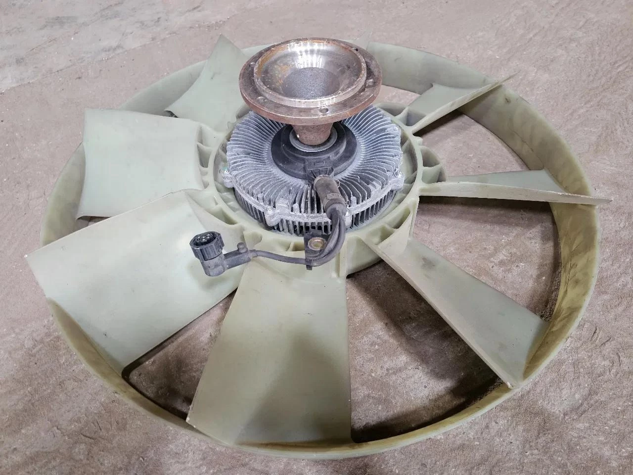 Mercedes-Benz Ventilator BERH VISCO A5412001222 obrázek 3