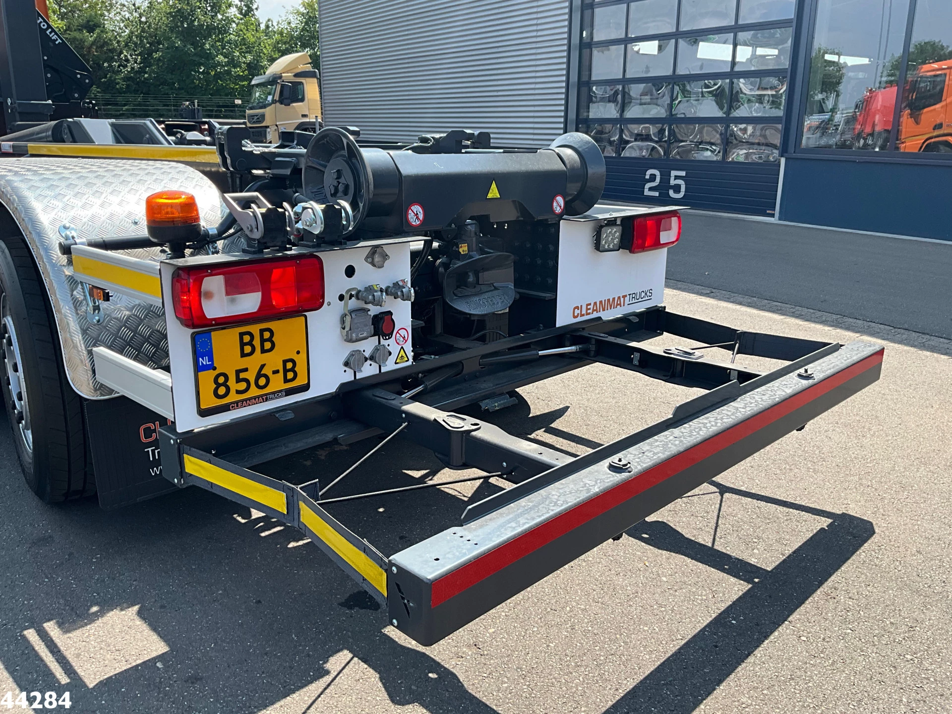 DAF FAN XD 450 Euro 6 HMF 23 Tonmeter laadkraan 2025 obrázek 7