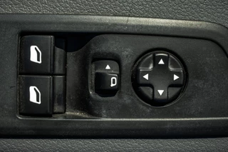 Opel Vivaro 2021 - 2.0 L2H1 | 150 PK | Cruise | Airco | Imperiaal | Trekhaak bild 24