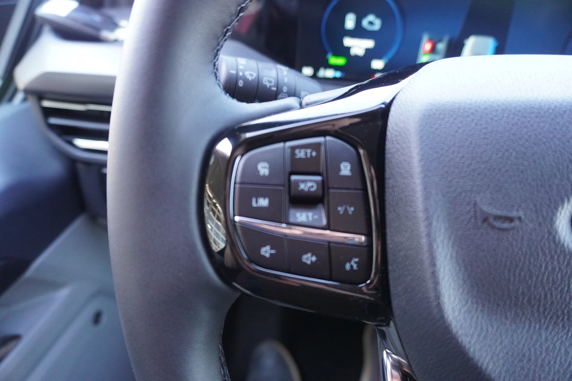 Ford Transit Custom 2026 - 340L 2.5 PHEV 233PK L2H1 Titanium X 8 Persoons PHEV Automaat immagine 28