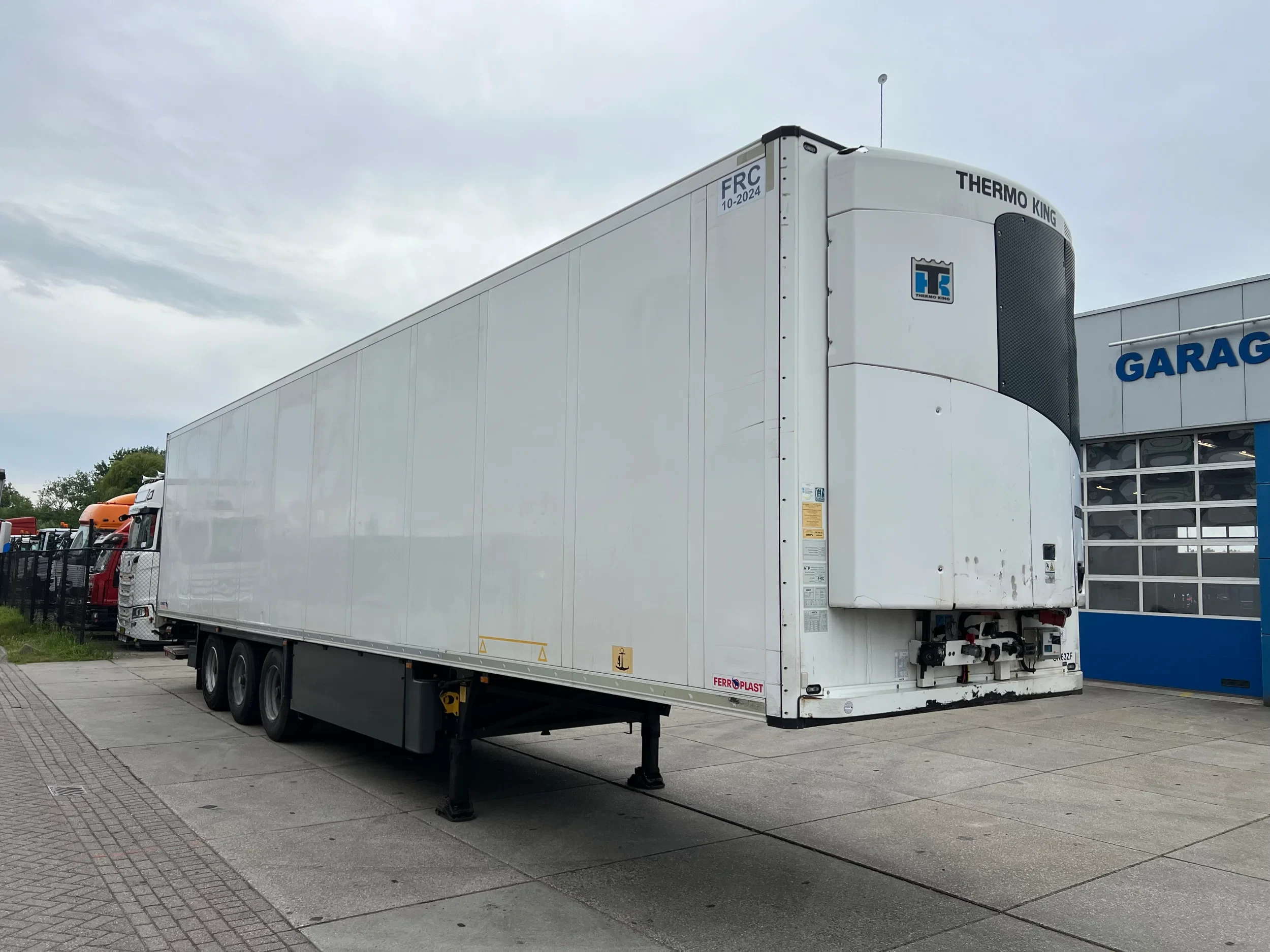 Schmitz Cargobull 2015 - SCB*S3B Frigo / Thermo King SLXe 400 / Disc / Dhollandia Lift afbeelding 6