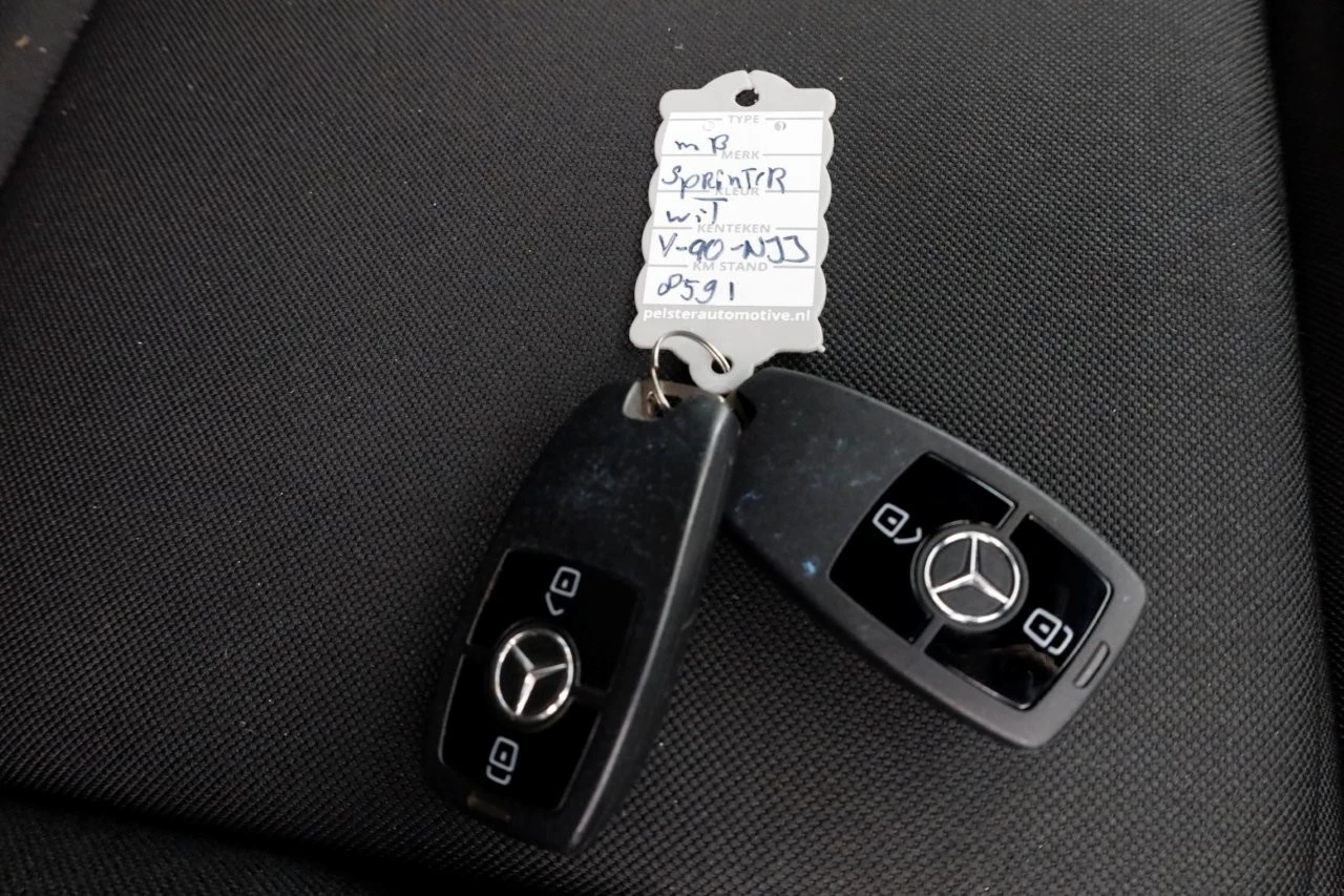 Mercedes-Benz Sprinter 2021 - 316 CDI 163pk 7G Automaat L2H1 D.C. 4x4 ZG3 Airco/Navi/Camera 12-2021 obrázek 8