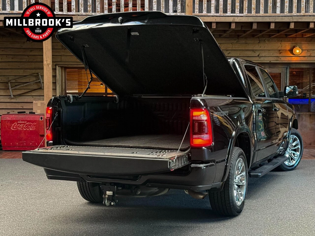 Dodge Ram 1500 2024 - Laramie Sport Pentastar, imagem 8