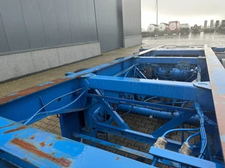 Burg N/A 2003 - 20FT/3-axles / empty weight: 3.290kg / SAF DISC / ADR (EXII, EXII, FL, OX, AT) / LIFTAXLE / NL-Chassis zdjecie 9