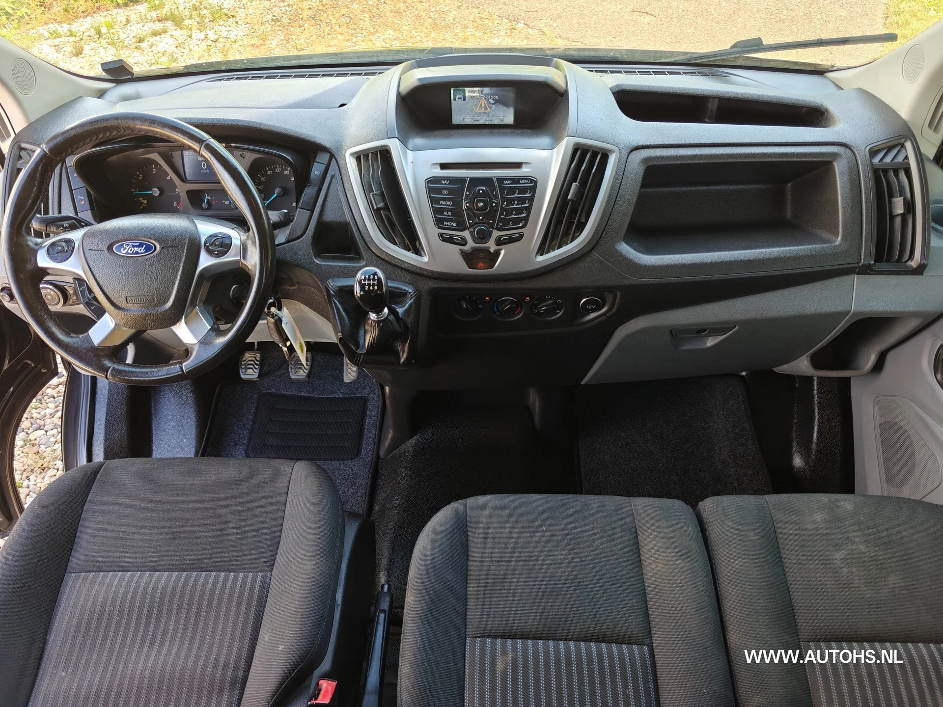 Ford Transit 2016 - 310 2.2 TDCI L2H2 Dubbele cabine 7 persoons , 1e Eig , cruise , camera , PDC , Apk april 2027. image 25