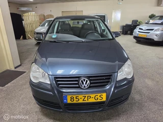 Volkswagen Polo 2008 - 1.4-16V Comfortline изображение 2