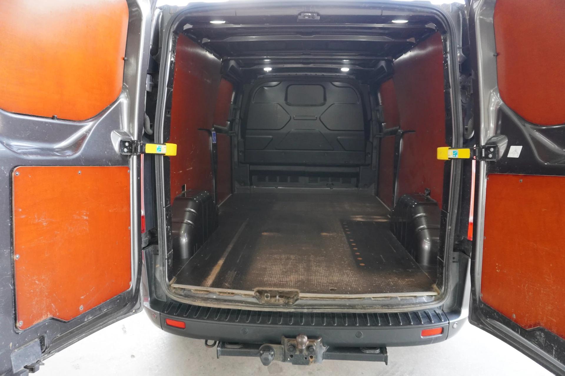 Ford Transit Custom 2021 - 320 2.0 TDCI 130PK L2H1 Trend immagine 13
