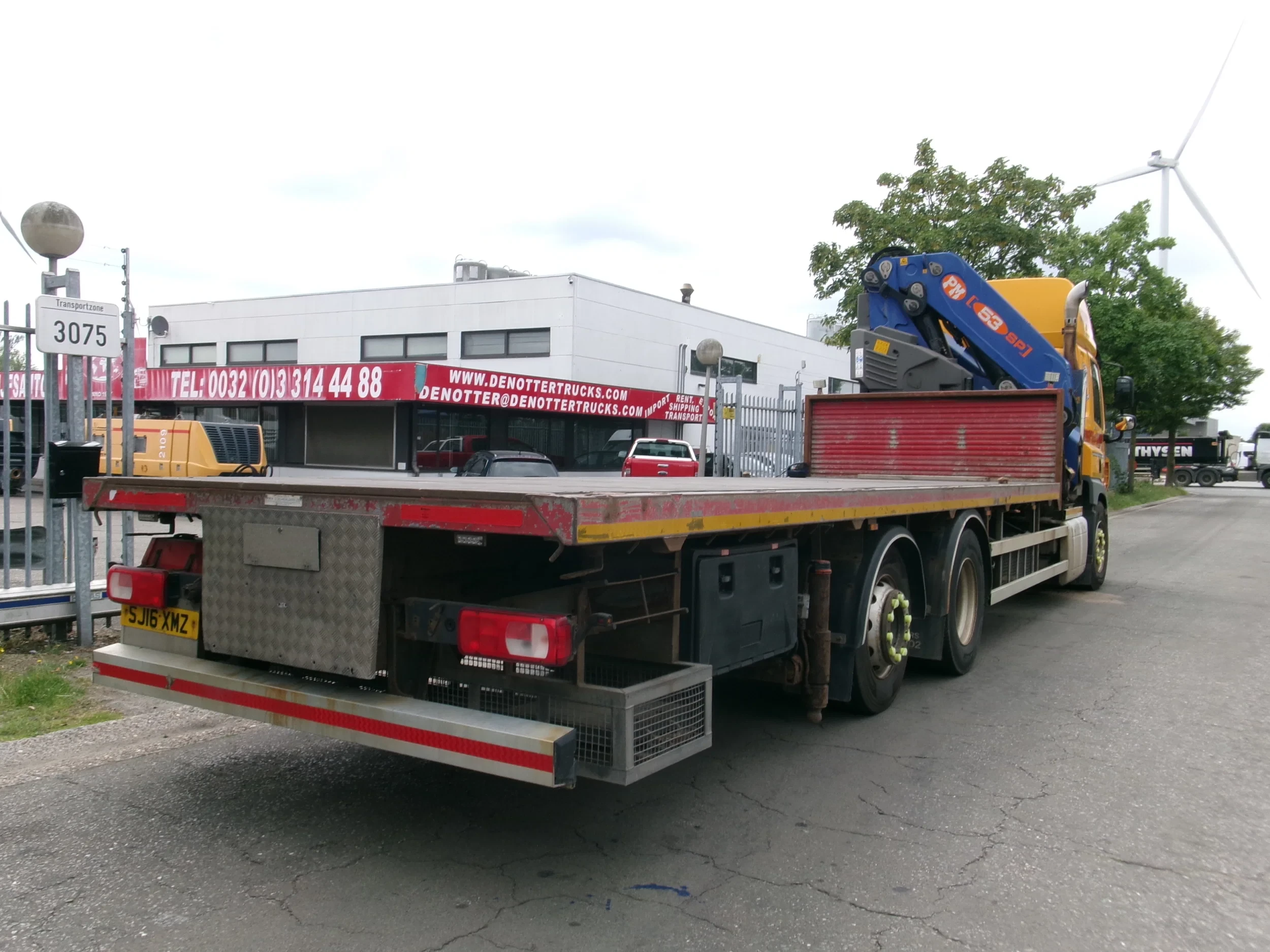 DAF CF 330 2016 - 6X2 LIFTAS immagine 4