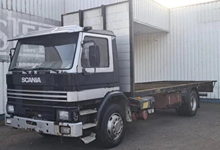 Scania P 1981 - P82 -210 , Spring Suspension , Manual gearbox and Feulpump te koop