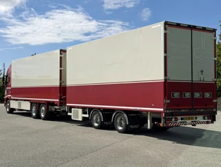 Volvo FH 2019 - 13.500 I-PARK COOL TRS COOLING ISOLATED BOX TAIL LIFT BURG TRAILER TOP CONDITION NL-COMBI image 3