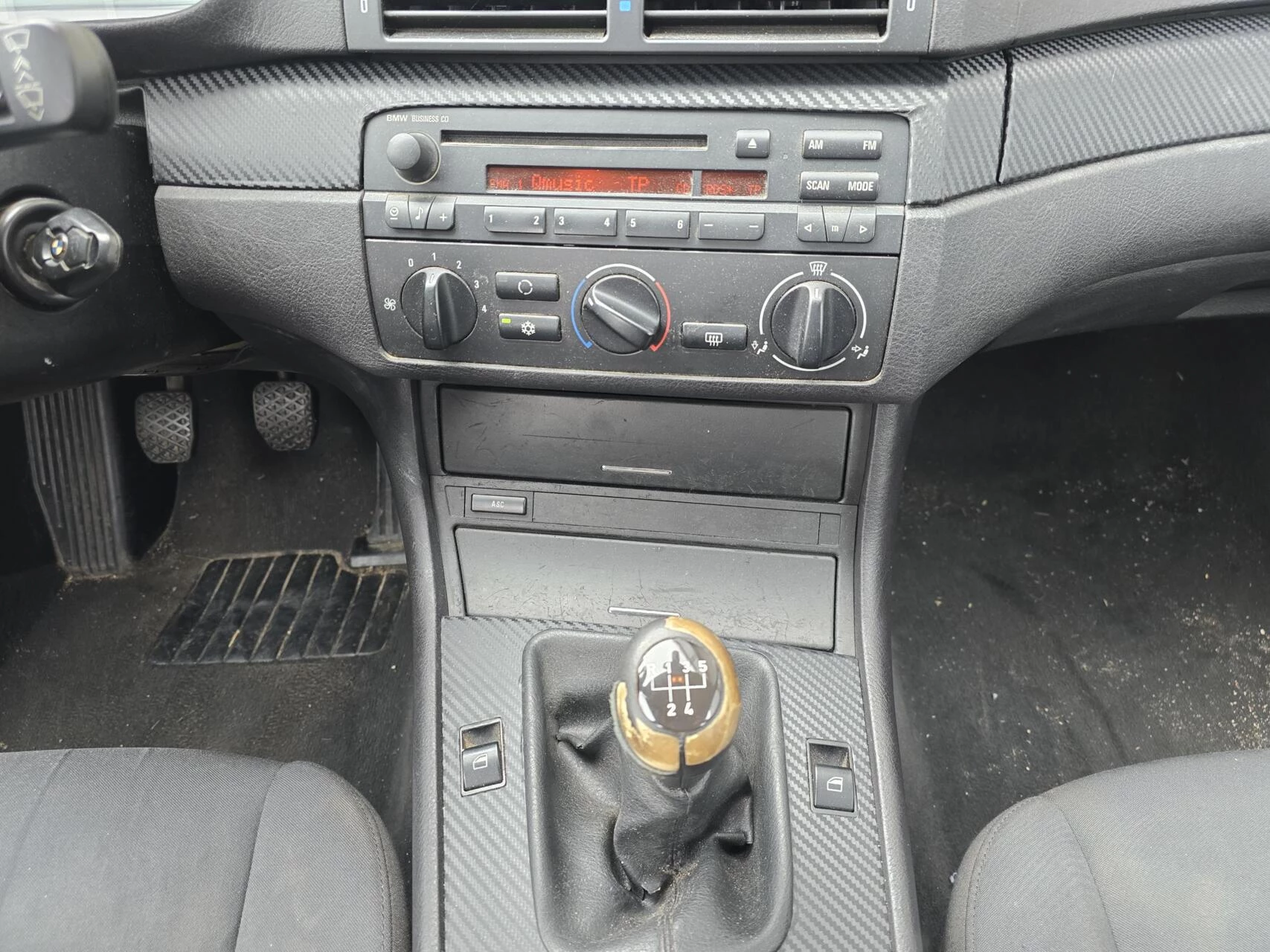 BMW 3 Serie 2004 - 316i Special Executive APK tot 07-2027 afbeelding 14