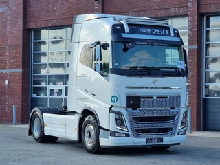 Volvo FH 2020 - 16.750 Globetrotter 4x2 - Retarder - I parkcool - Full spoiler - Led bar te koop
