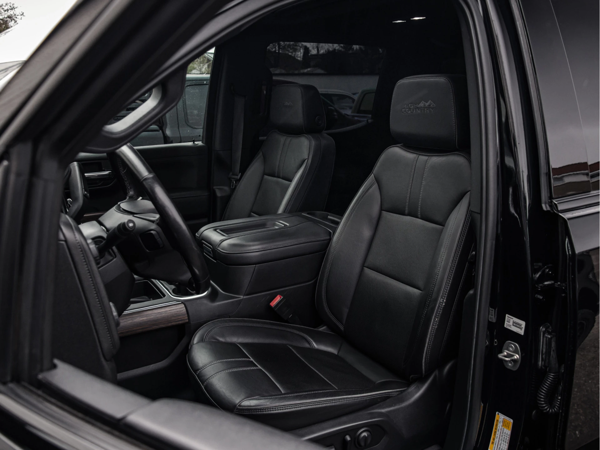 Chevrolet Silverado 2019 - High Country image 13
