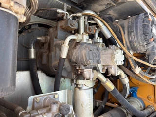Liebherr N/A 2014 - R922 SLC image 29