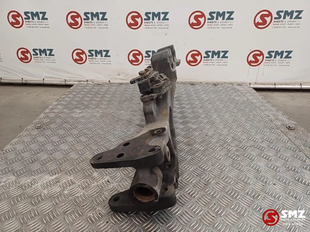 Mercedes-Benz 2016 - Occ montagebeugel chassis links Mercedes obrázek 3