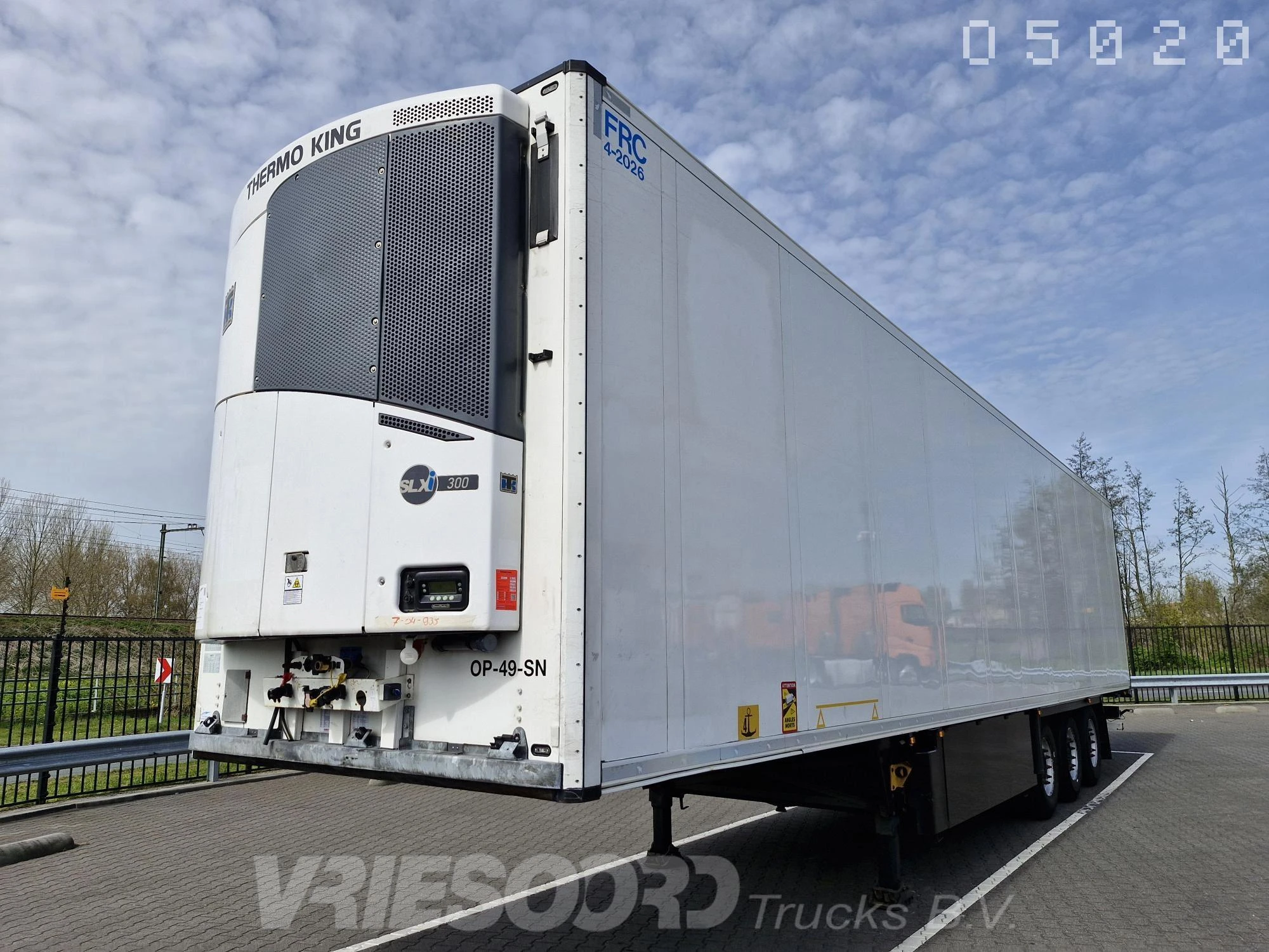 Schmitz Cargobull BLOEMENUITVOERING 2017 afbeelding 1