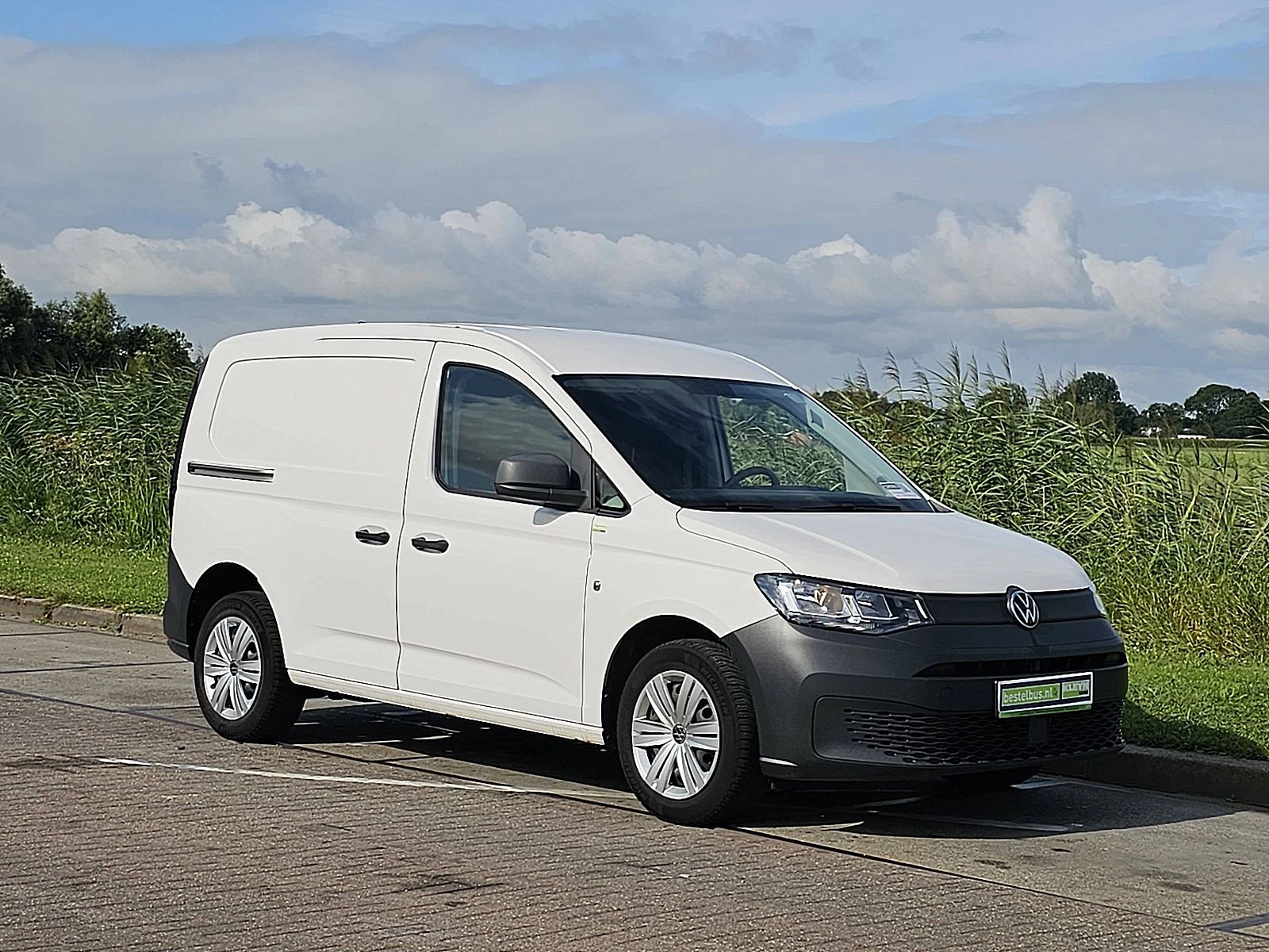 Volkswagen Caddy 2021 - 2.0 изображение 5
