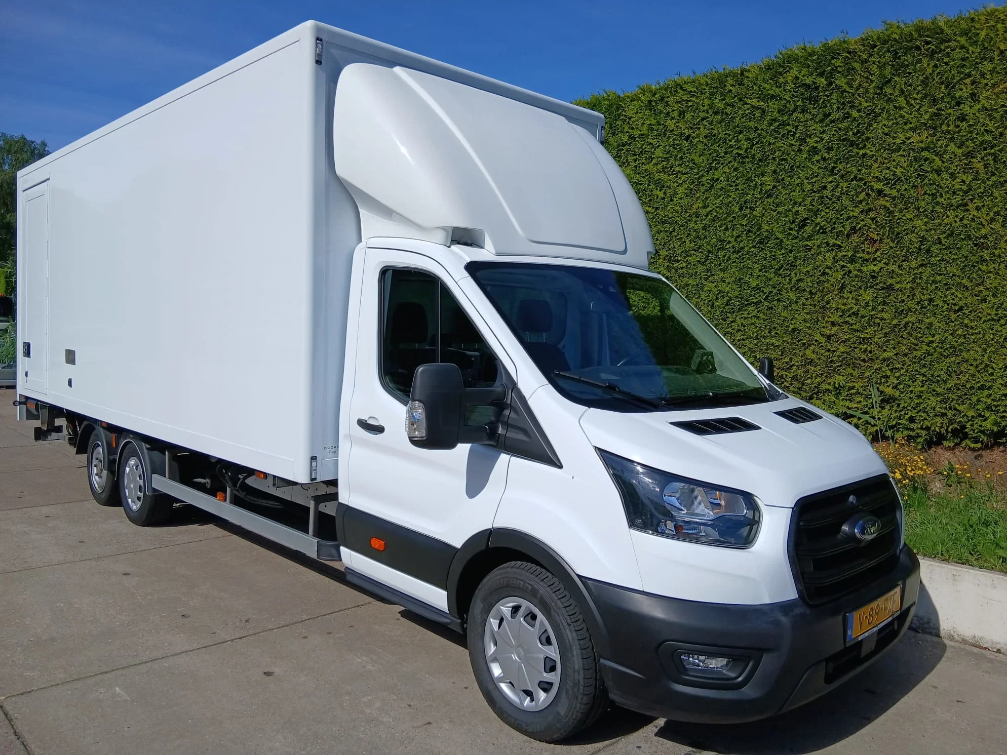 Ford Transit 2024 - Gesloten clixtar 6,1 m. afbeelding 4
