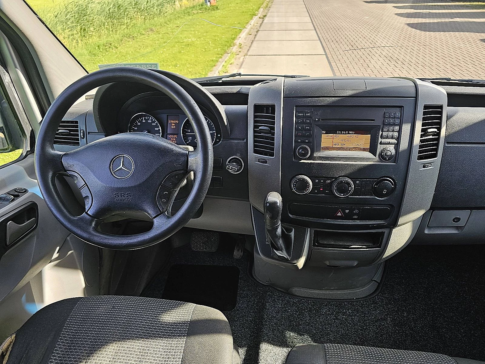 Mercedes-Benz Sprinter 2011 - 319 obrázek 8