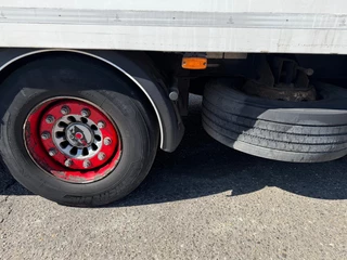Volvo FH 2021 - 6X2 EURO 6 LIFTAS + DRACO TRAILER + DHOLLANDIA LIFT COMPLETE afbeelding 27
