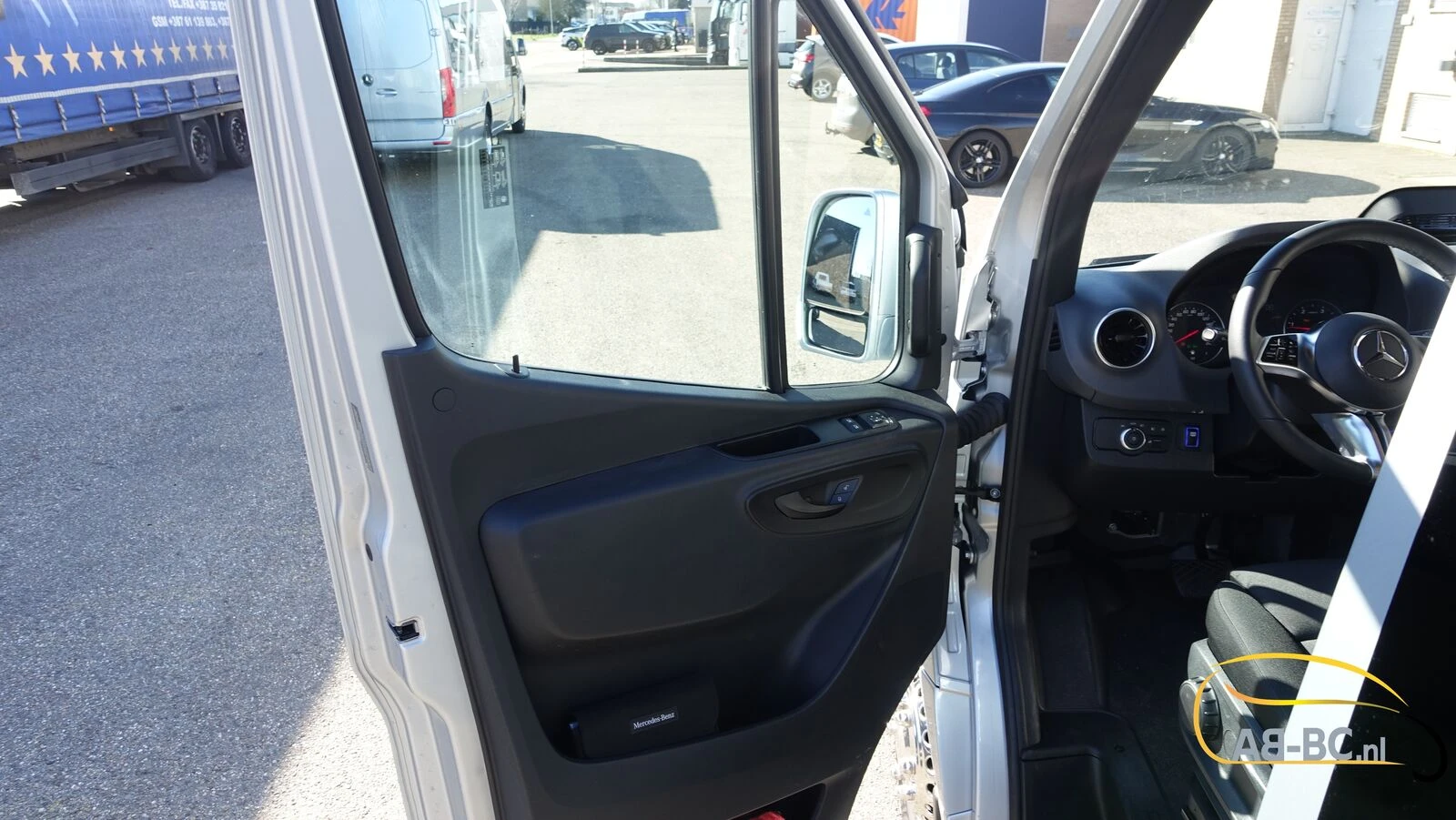 Mercedes-Benz Sprinter 2026 - NEW 519 CDI 24 Seats EURO 6 obrázek 33