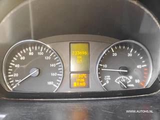 Mercedes-Benz Sprinter 2016 - 313 2.2 CDI 130 PK L2 H2 , AUTOMAAT ,Apk juni 2027, 1e Eig. Euro 5 , airco , camera. bild 18