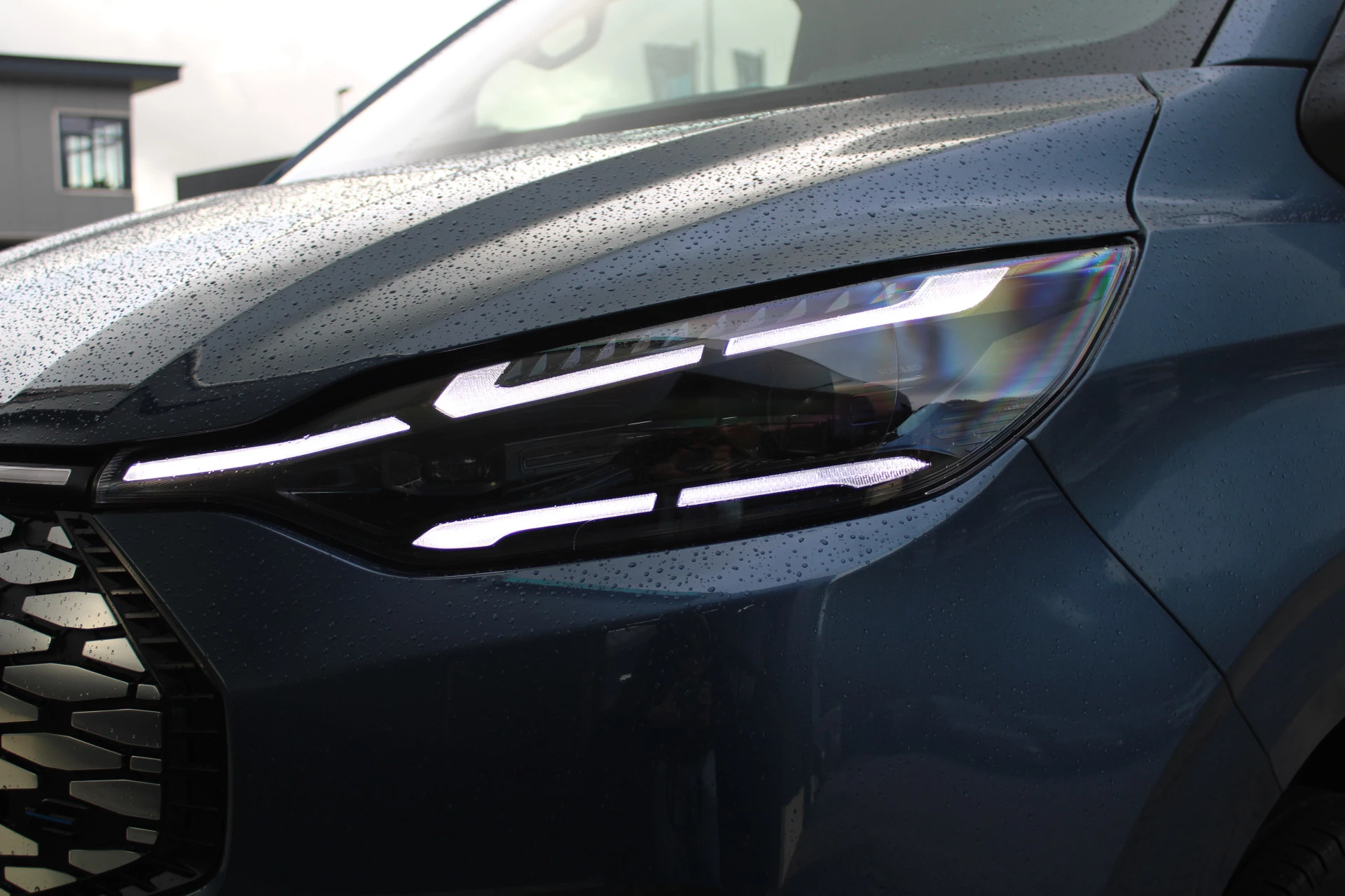 Ford E-Transit Custom 2025 - 340 L2H1 Limited 65 kWh 218pk - 2x Schuif - LED - 360 Camera - B&O - ACC - Navi - Stoel/Stuurverwarming - Rijklaar afbeelding 23