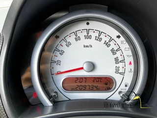Opel Agila 2012 - 1.0 Edition immagine 10