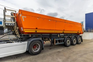 Schmitz Cargobull 2014 - SGF-S3-GEISOLEERD afbeelding 1 miniatuur