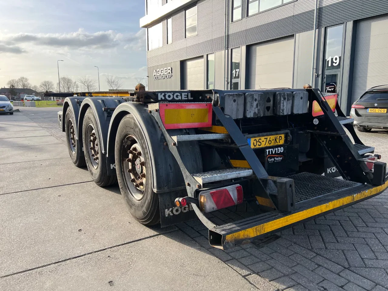 Kögel 2016 - S24 / Tank Chassis / SAF + Disc image 3