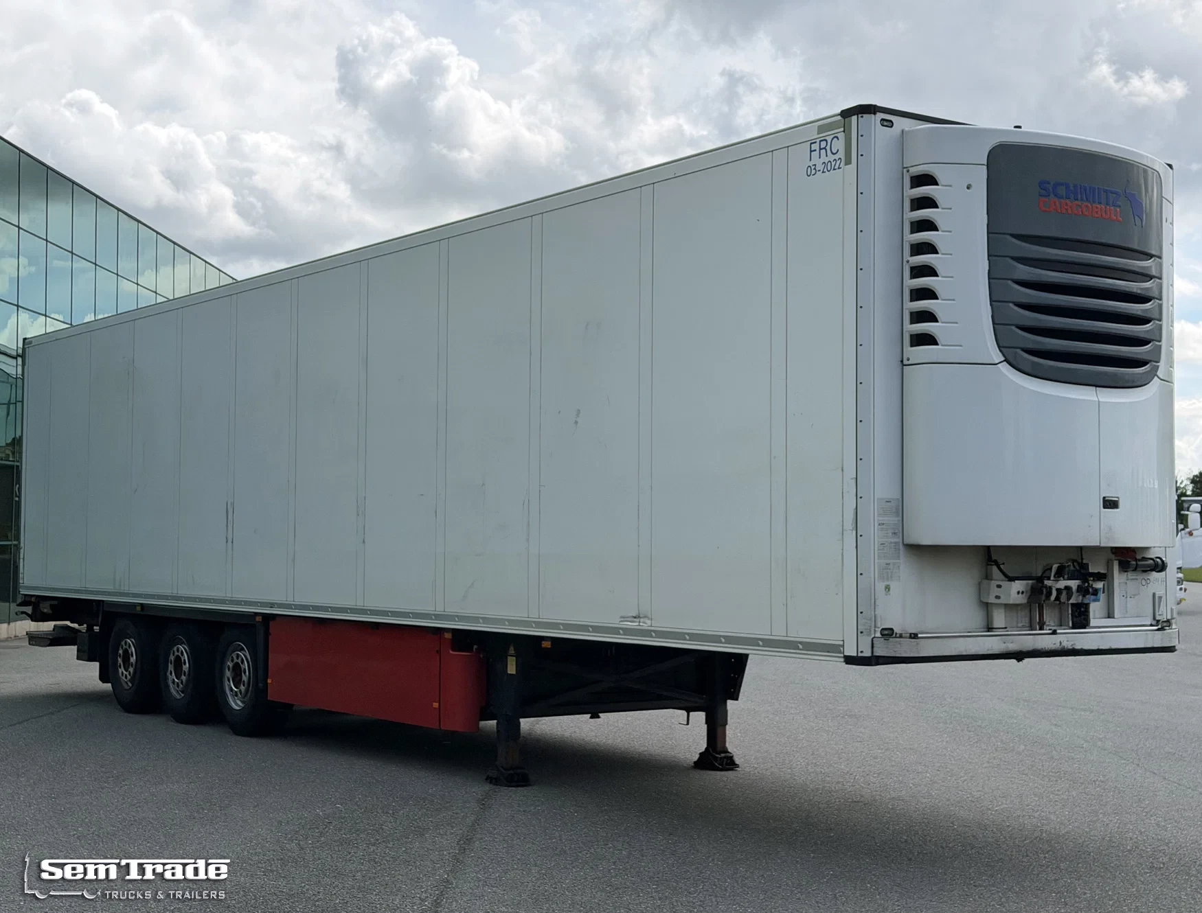 Schmitz Cargobull 2016 - SCB*S3B SCHMITZ TKM COOLING LIFT AXLE TAIL LIFT 1340x250x270 CM INSIDE FLOWERWIDE NL-TRAILER imagem 6