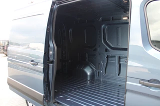 Renault Master 2024 - T35 2.0 dCi 170pk L2H2 Extra - Navigatie - Blind Spot - Camera - Stoelverwarming - Verwarmde voorruit - Rijklaar obrazek 6