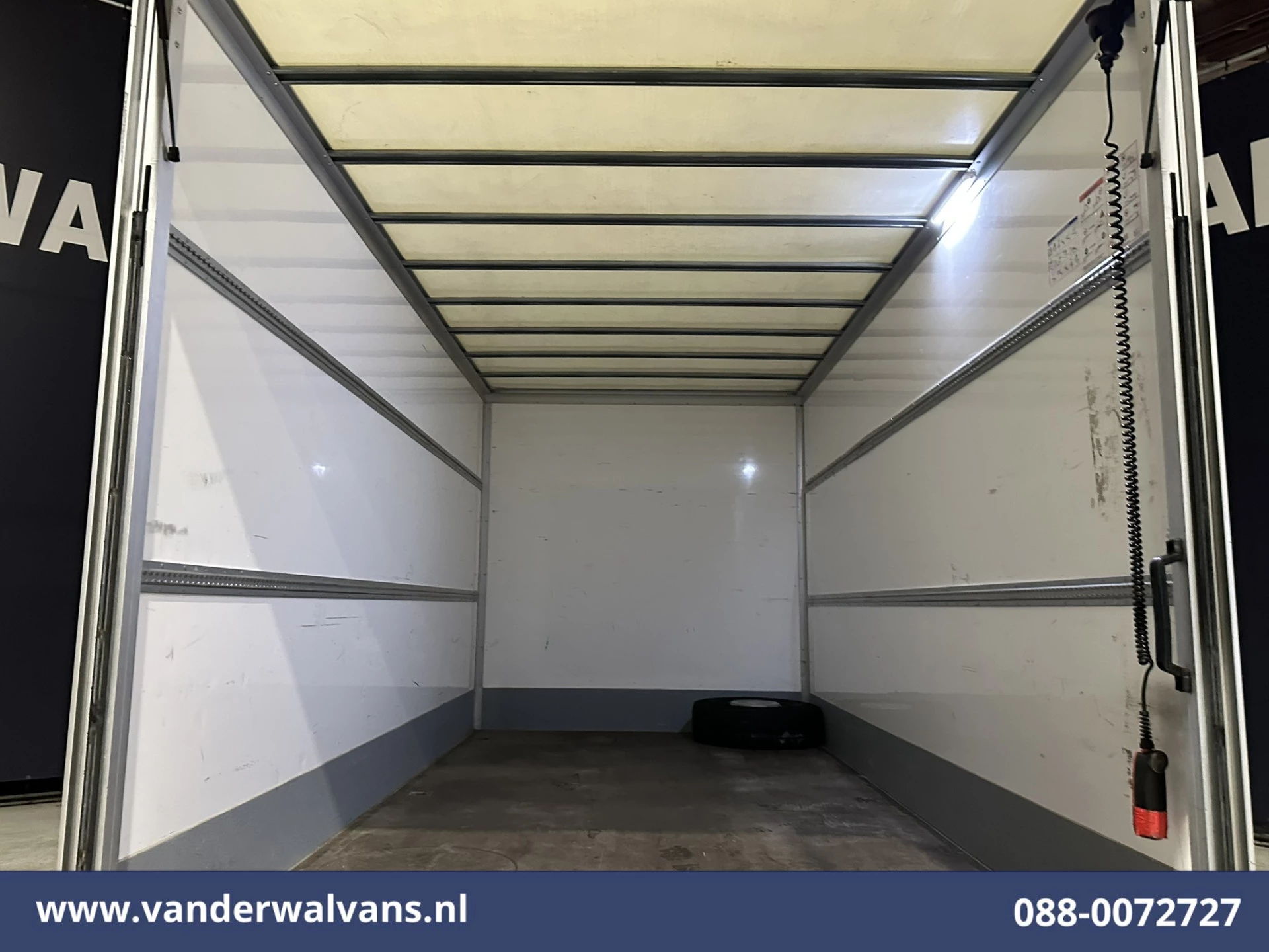 Peugeot Boxer 2024 - 2.2 BlueHDi 165pk Bakwagen 434cm Lang Laadklep Euro6 Airco | Camera | Cruisecontrol Bild 13