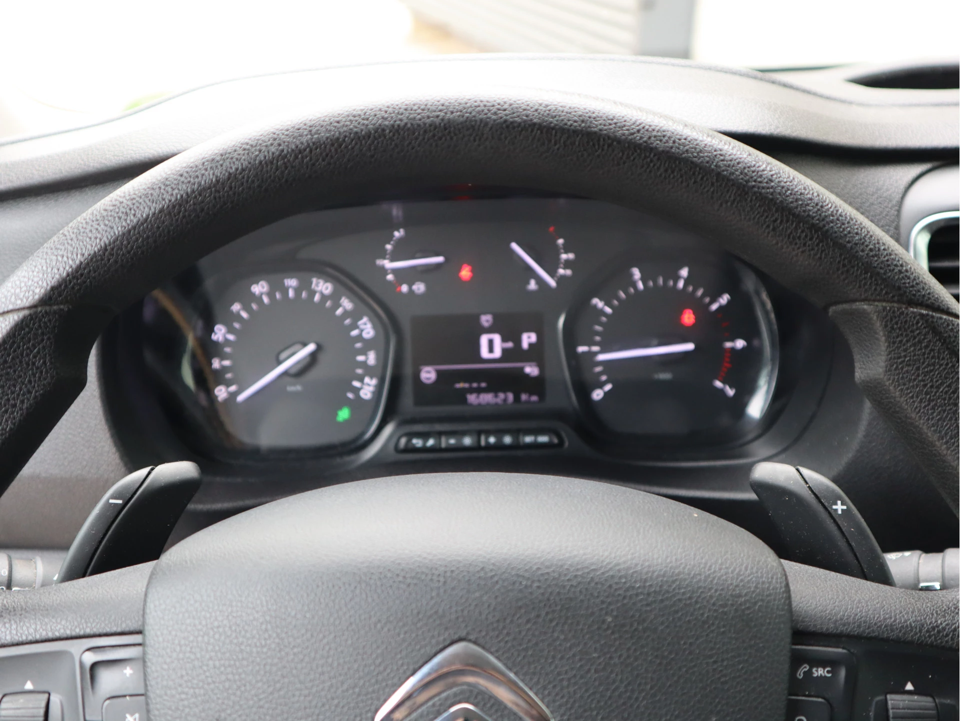 Citroën Jumpy 2020 - 2.0 BlueHDI 123pk Automaat - L2 Lang - Trekhaak - Cruise - Navi imagem 5